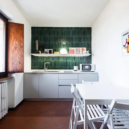 Santa Chiara Apartment